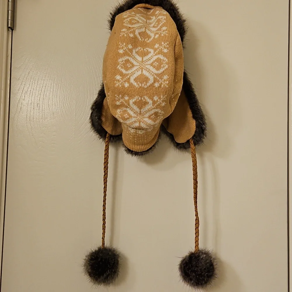 Steve Madden keep warm